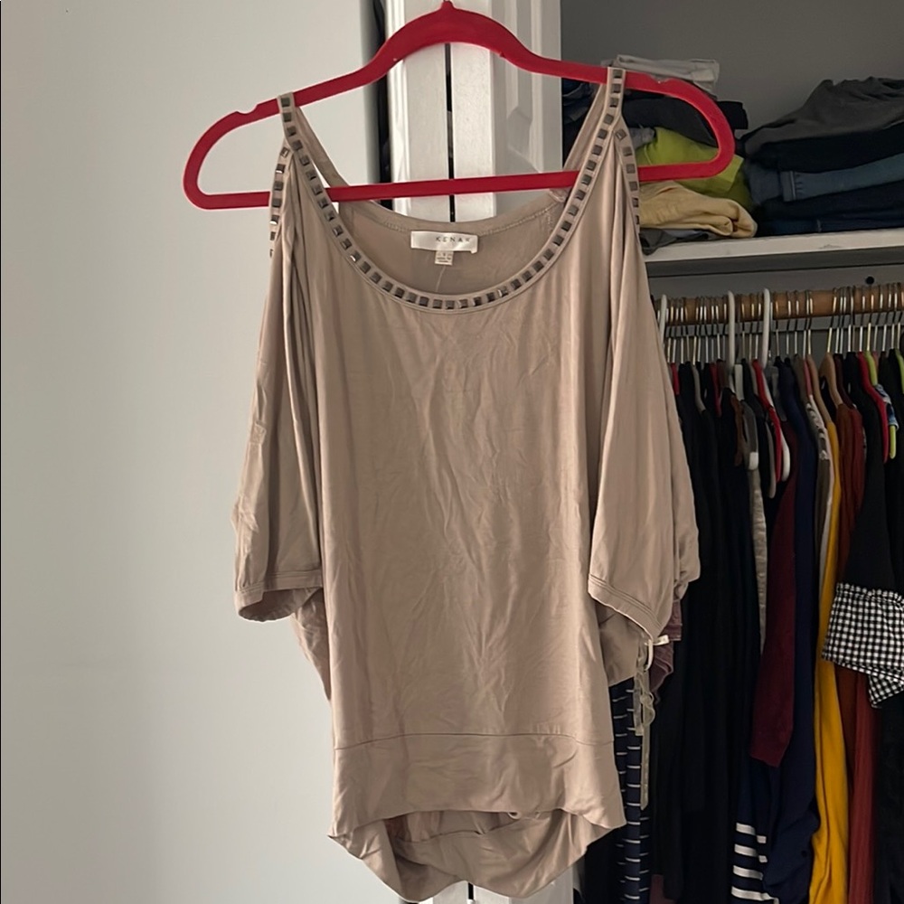 NWT- Kenar Stylish cold shoulder top